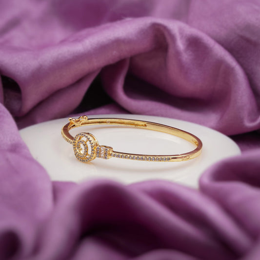 Royal Swirl Diamond Kada jewellery product view 2