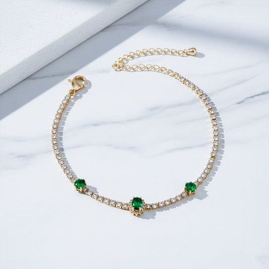 Zenvy Emerald Luxe Chain Bracelet jewellery product view 2