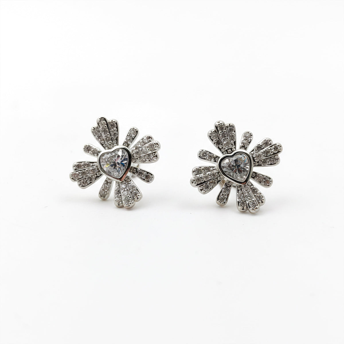 Divine Diamond Studs Earrings jewellery product view 6