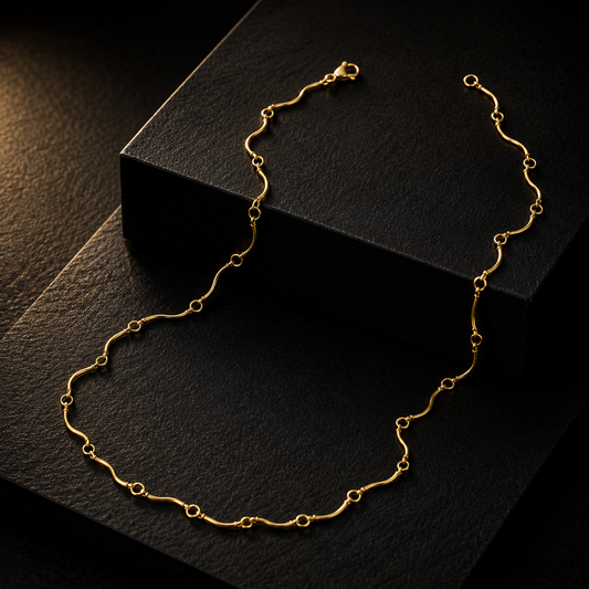 Sovereign Luxe Chain jewellery product view 2