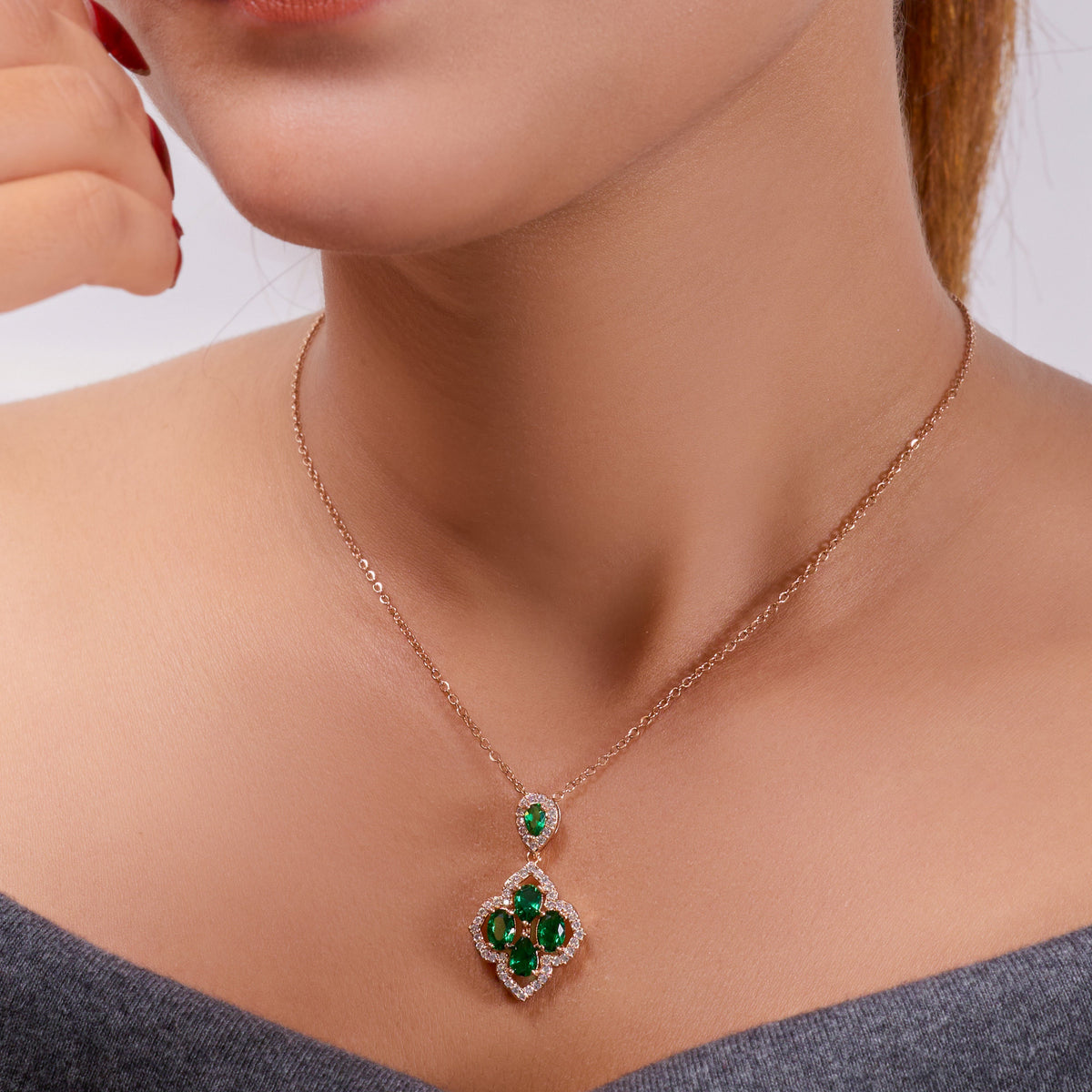 Suhasini Emerald Envy Necklace jewellery product view 4