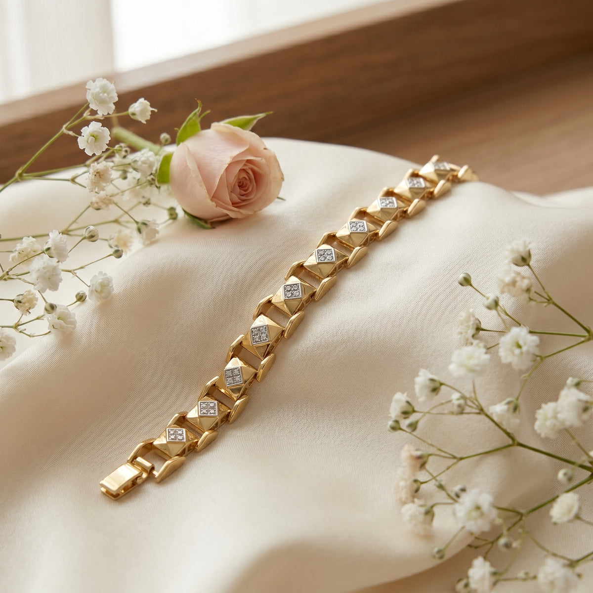 Royal Grid Luxe Bracelet jewellery product view 3