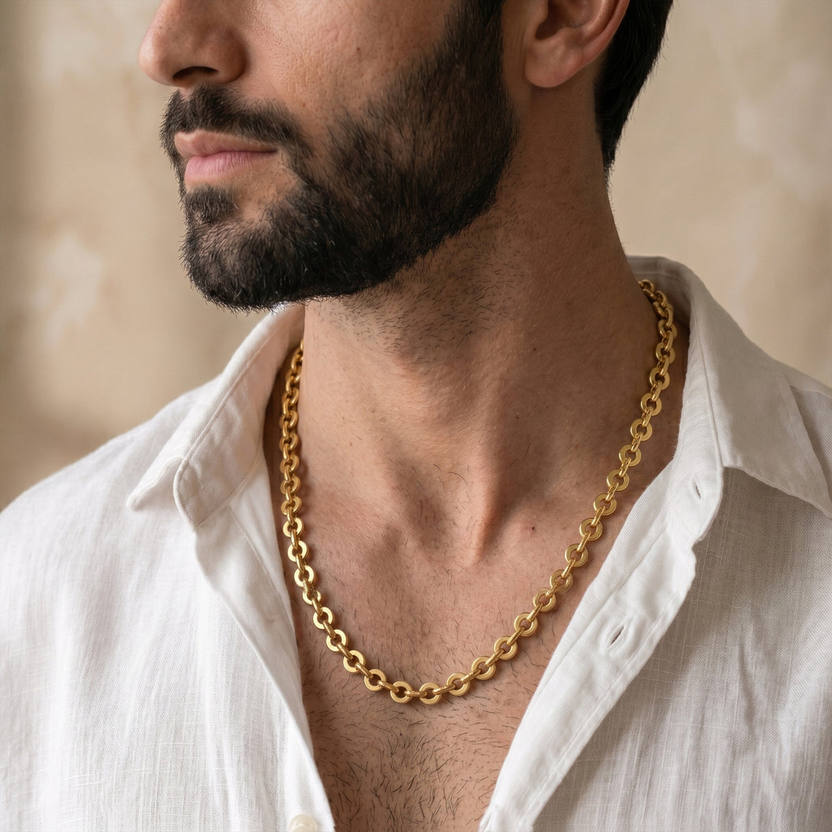 Velar Gold Chain jewellery product view 2