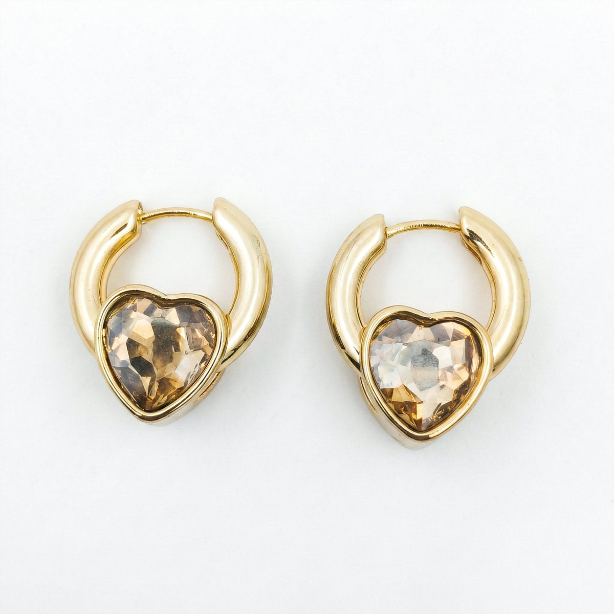 Chic Gold Heart Dangle Earrings jewellery product view 3