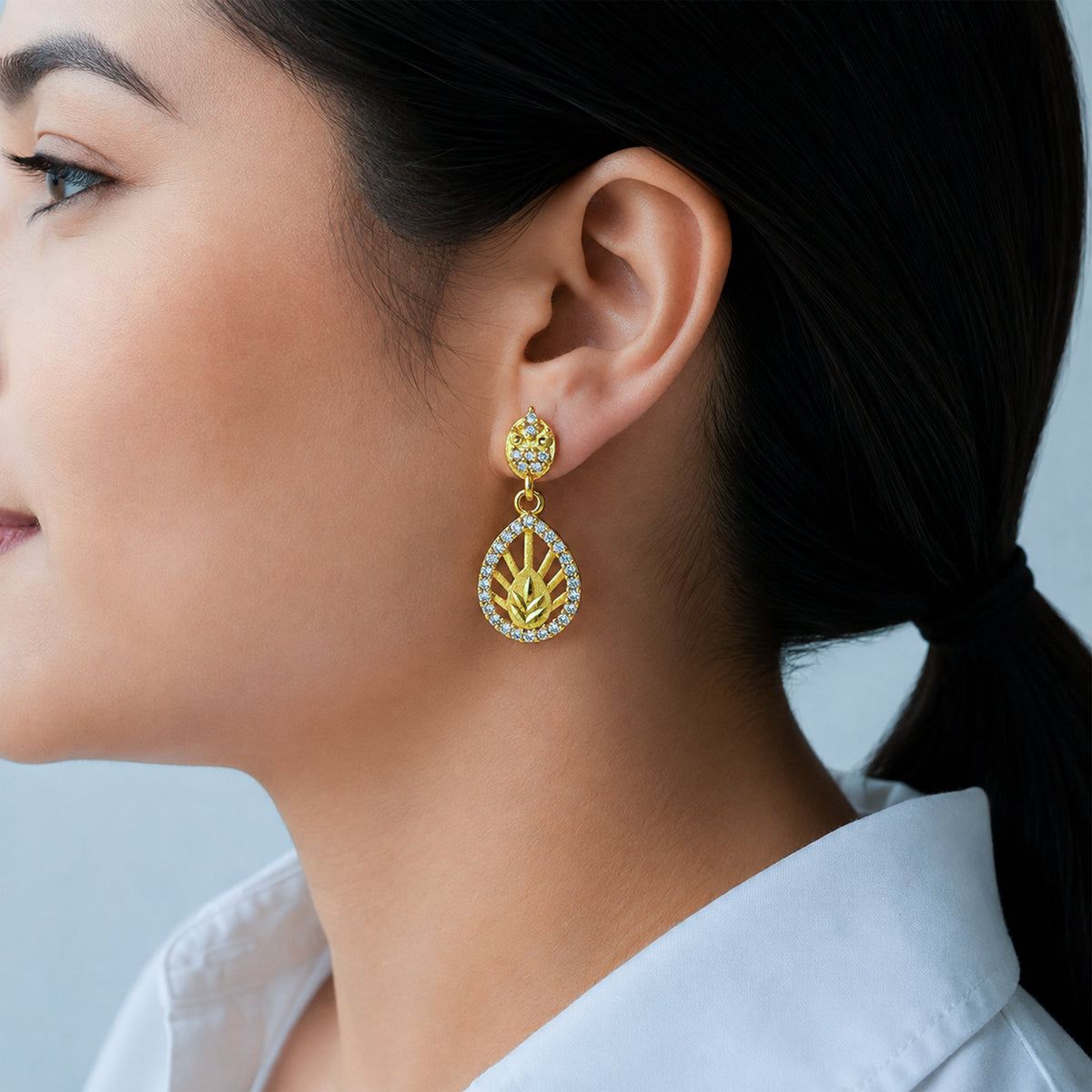 Kamal Leaf Earrings jewellery product view 3