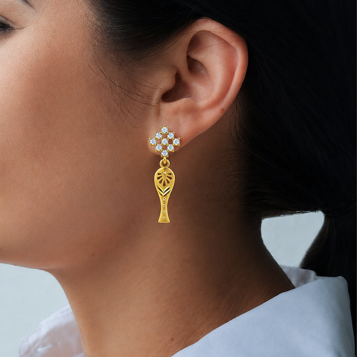Phoolpari Luxe Earrings jewellery product view 3