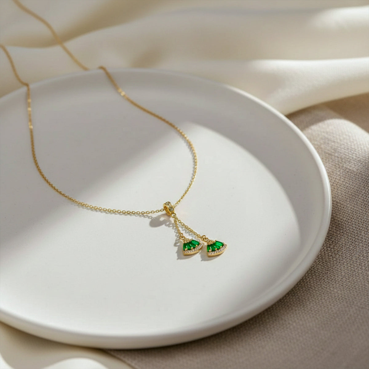 Luxe Emerald Fan Drop Necklace jewellery product view 3