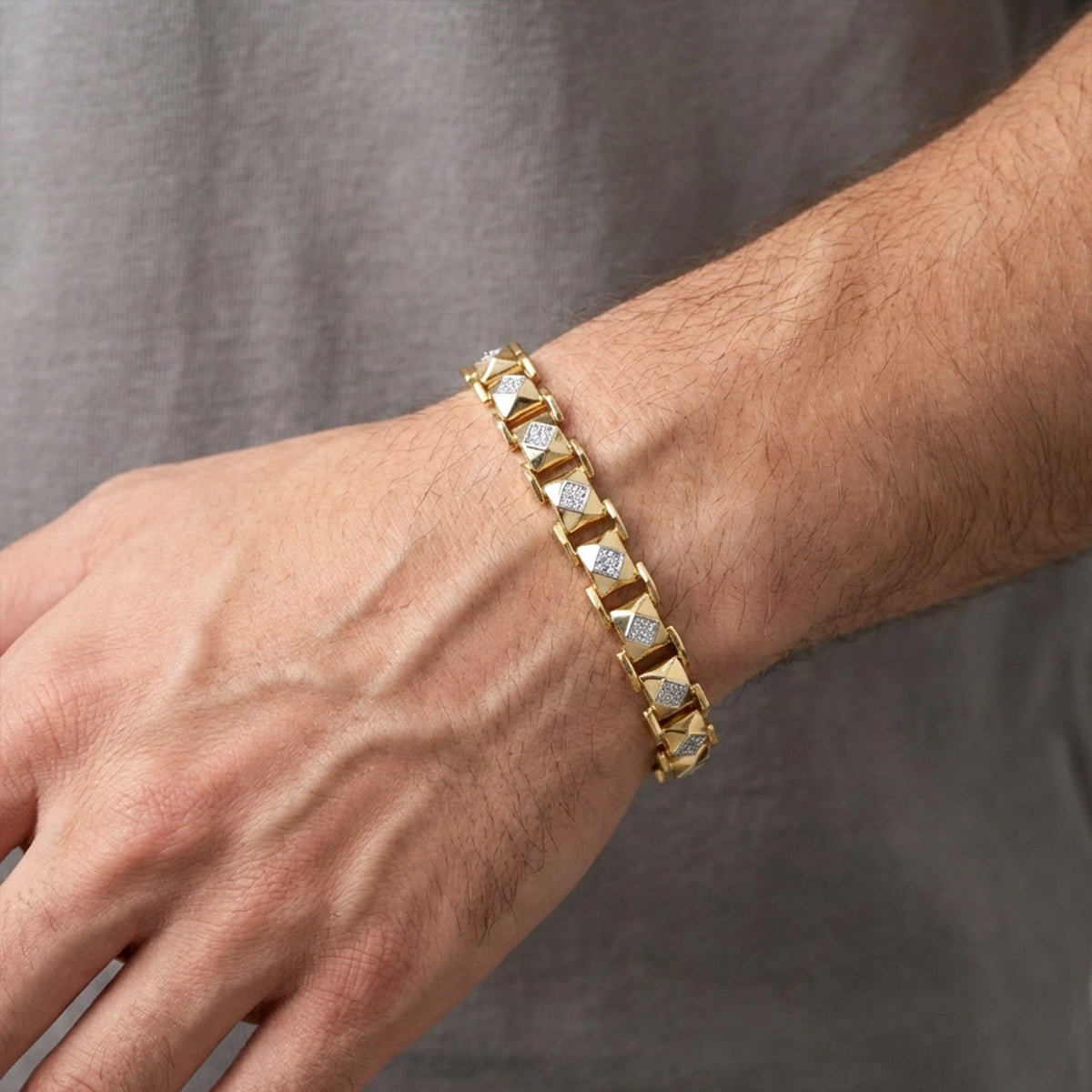 Royal Grid Luxe Bracelet jewellery product view 2