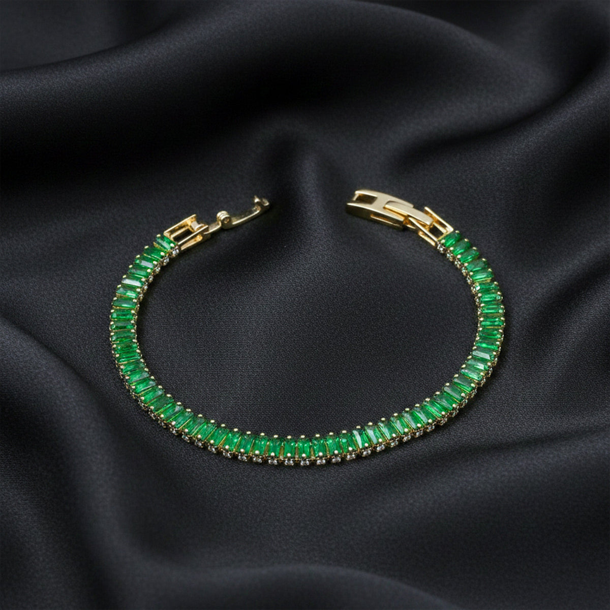 Regal Emerald Glow Bracelet jewellery product view 1