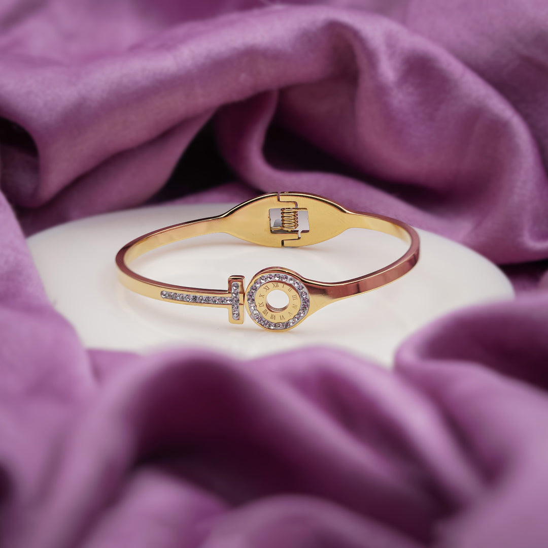 Unlock Love Diamond Kada jewellery product view 2