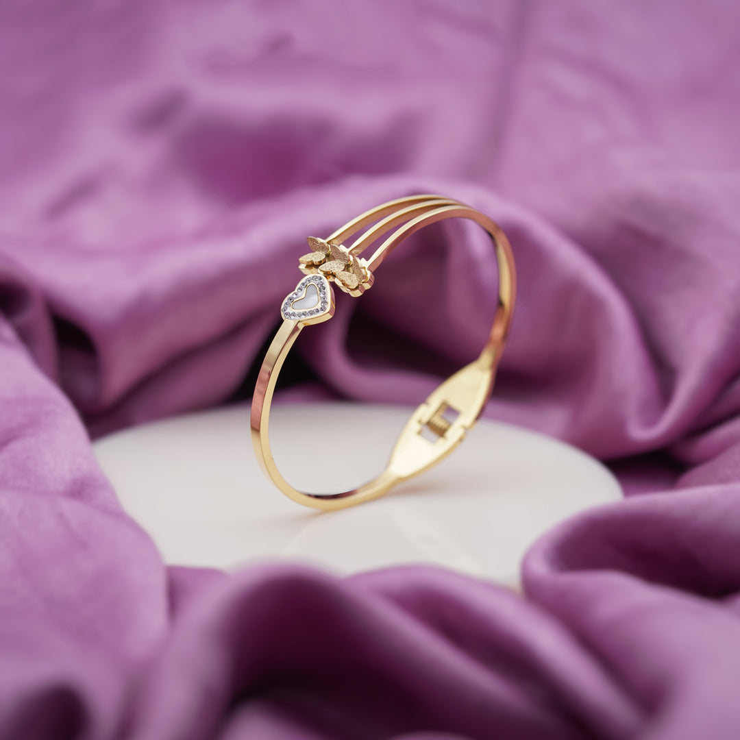 Divine Love Heart Gold Bracelet Kada jewellery product view 3