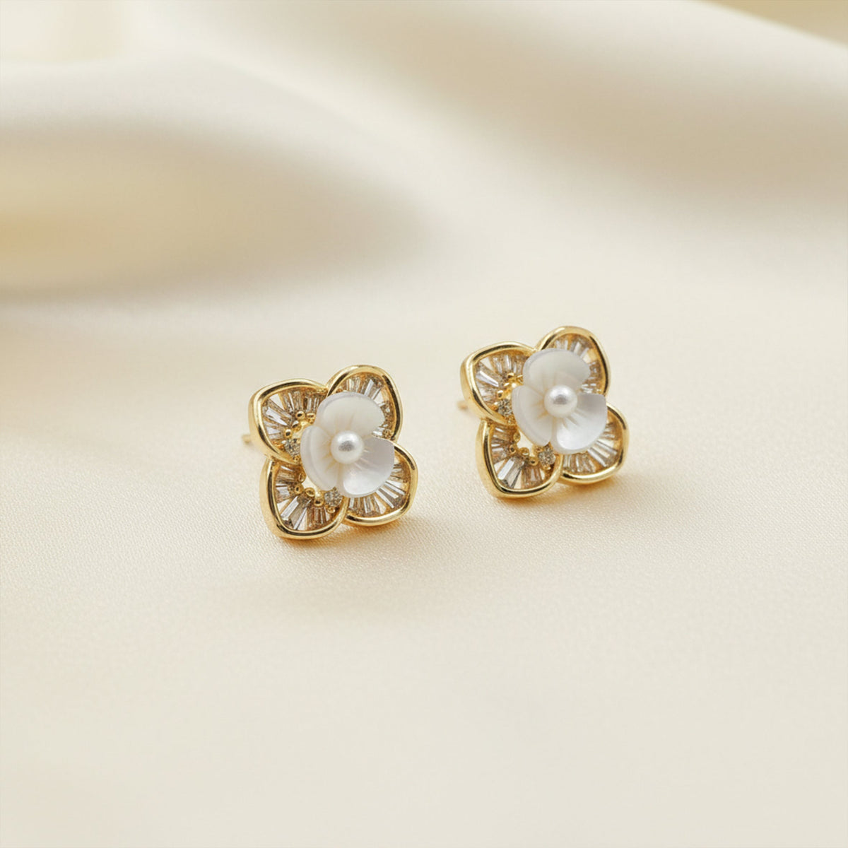 Eterna Bloom Pearl Stud Earrings jewellery product view 1