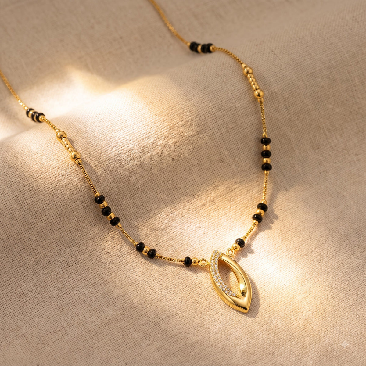 Kundanika Mangalsutra jewellery product view 4
