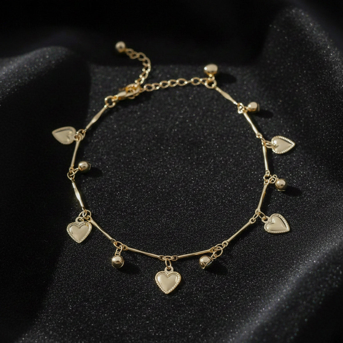 Signature Heart Charm Anklet jewellery product view 2