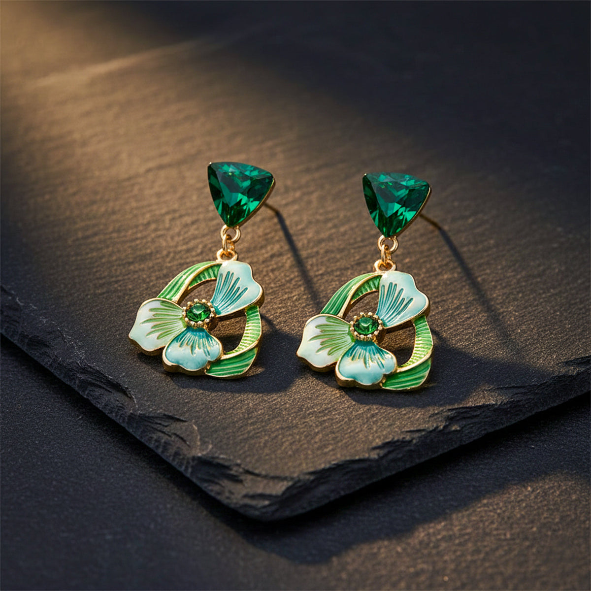 Verde Luxe Earrings jewellery product view 2