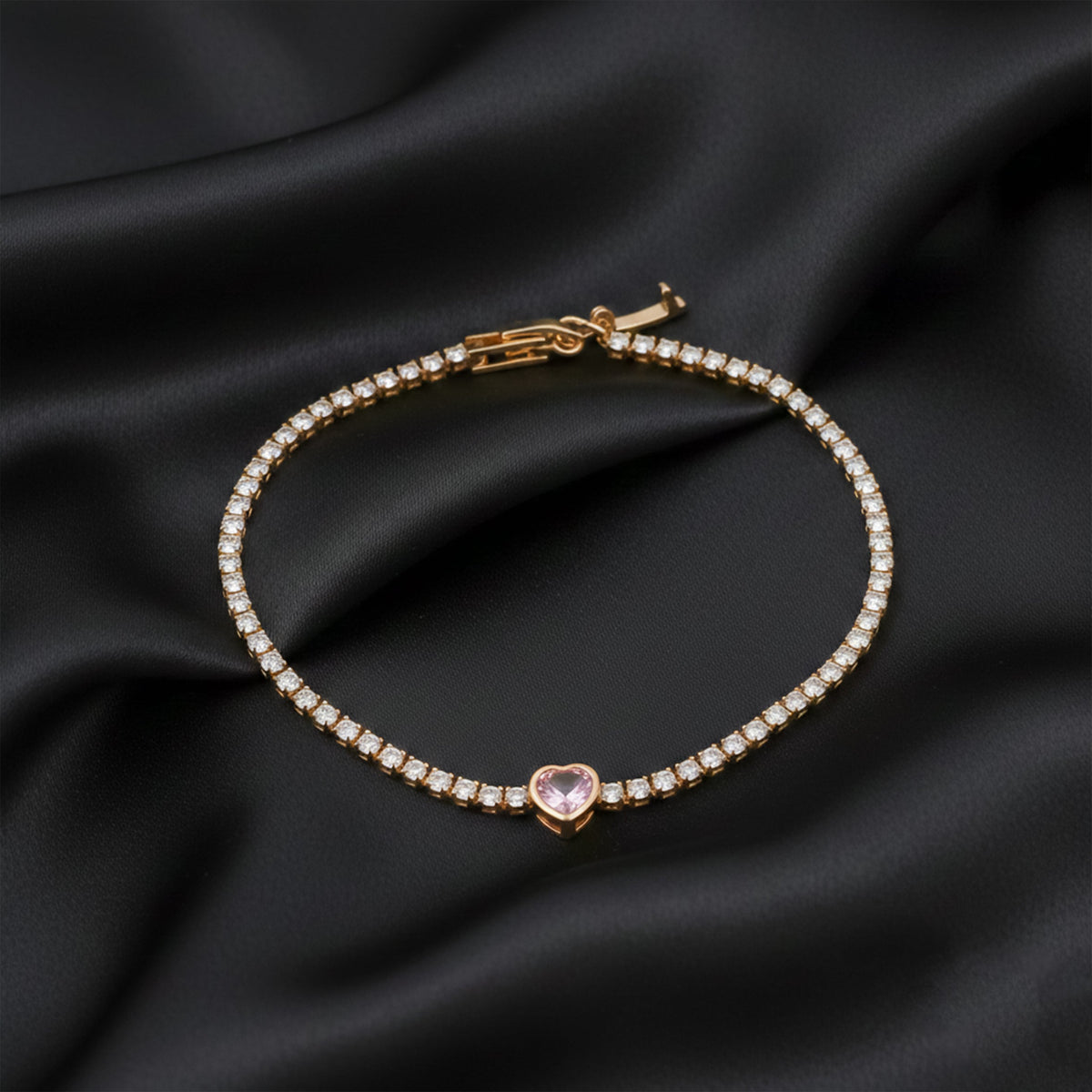 Signature Heart Luxe Bracelet jewellery product view 3