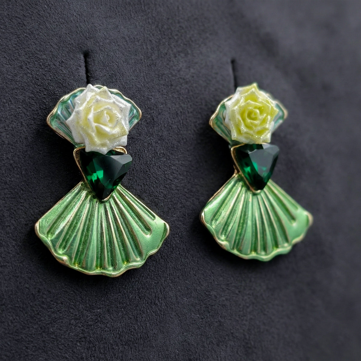 Luxury Blossom Emerald Earrings jewellery product view 4