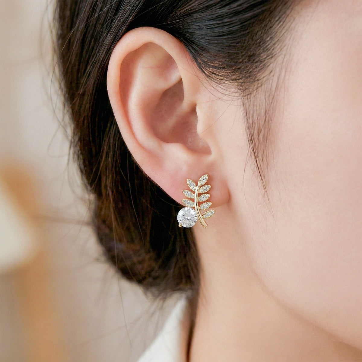 Leaf Solitaire Earrings jewellery product view 2