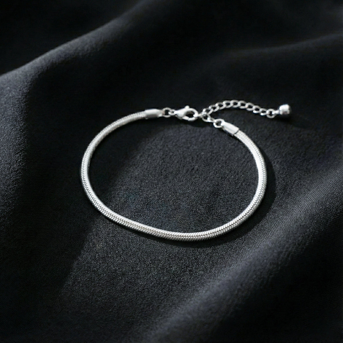 Modern Sleek Snake Chain Anklet jewellery product view 2