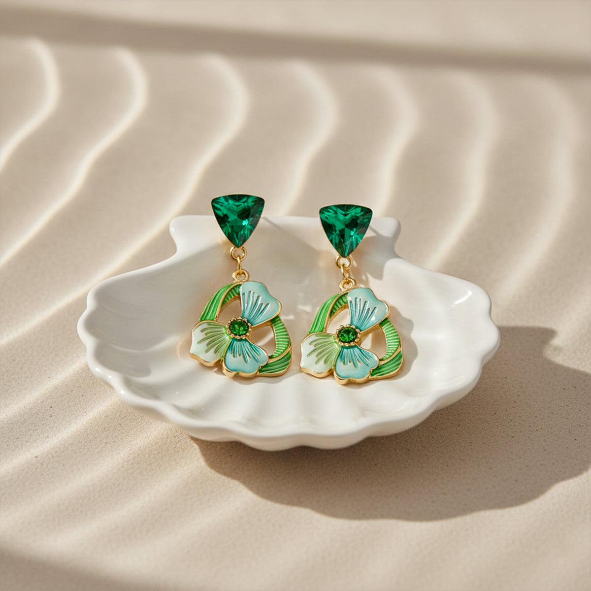 Verde Luxe Earrings jewellery product view 3