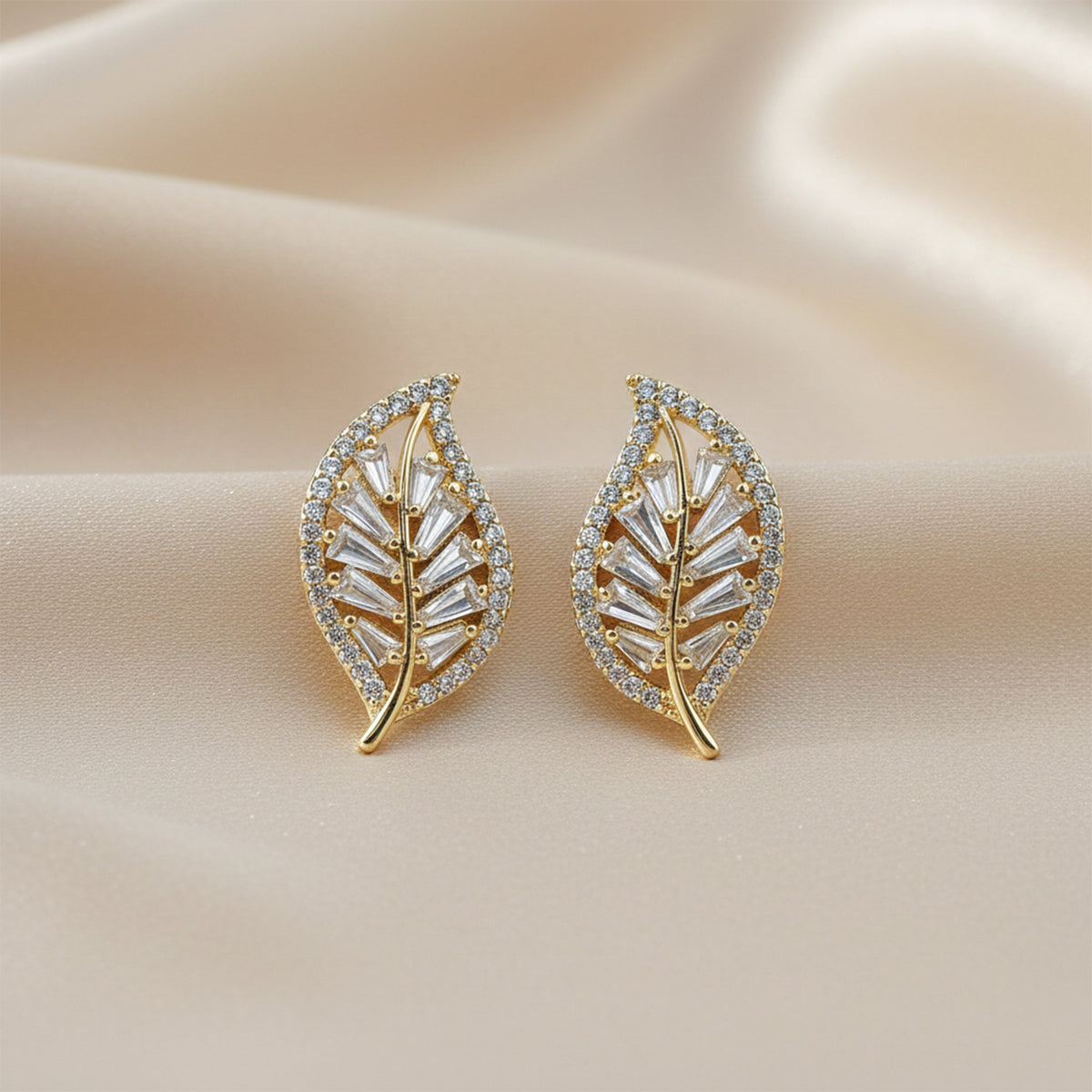 Leaf Luxe Stud Earrings jewellery product view 3
