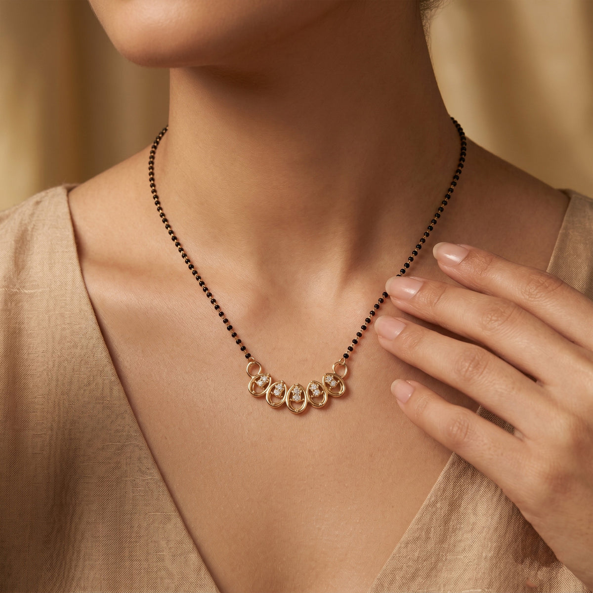 Swarna Pushp Mangalsutra jewellery product view 6