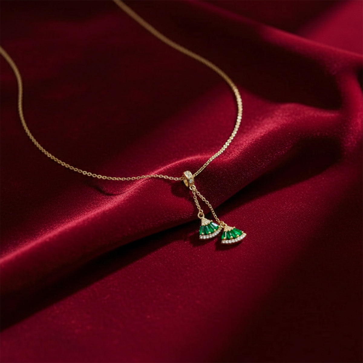 Luxe Emerald Fan Drop Necklace jewellery product view 1