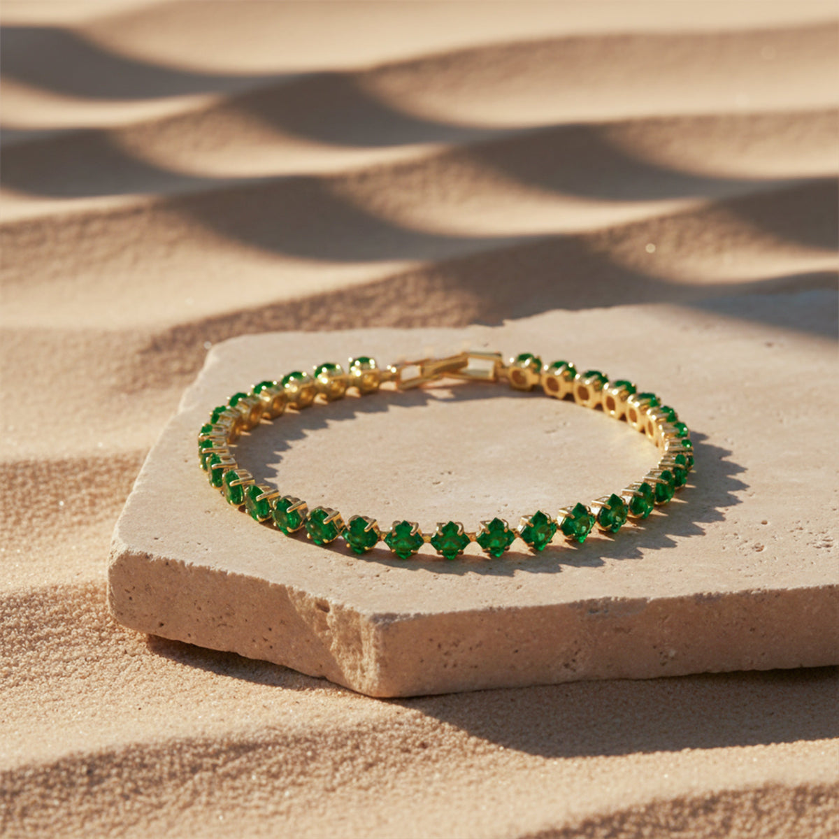 Veloura Emerald Glow Bracelet jewellery product view 1