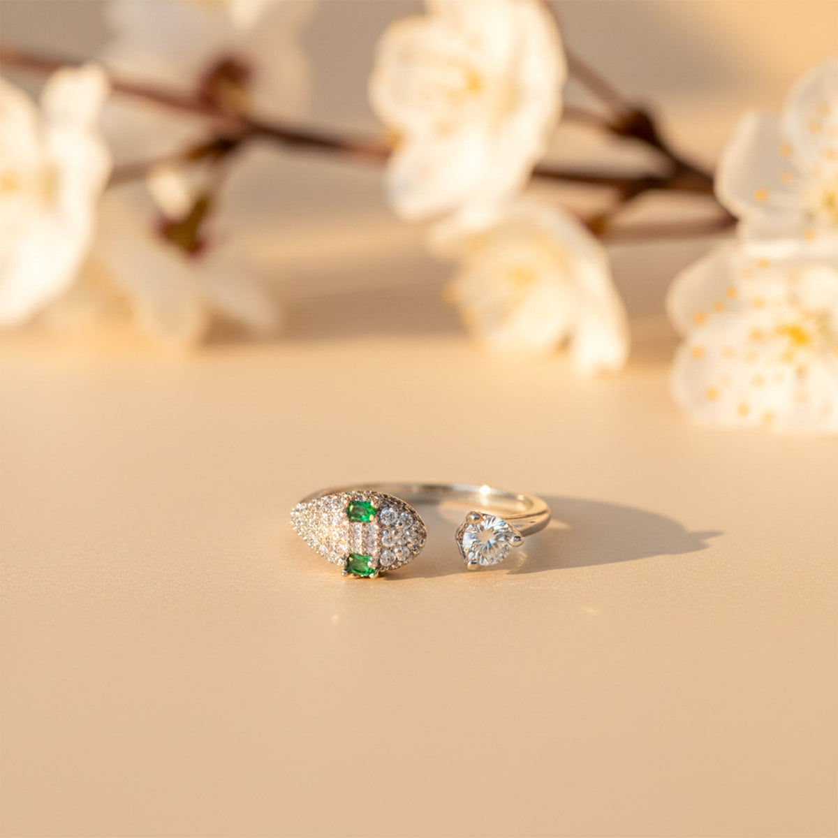 Regalia Emerald Diamond Ring jewellery product view 2
