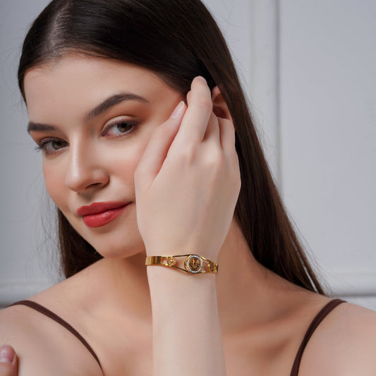 Divine Om Aura Gold Kada jewellery product view 2