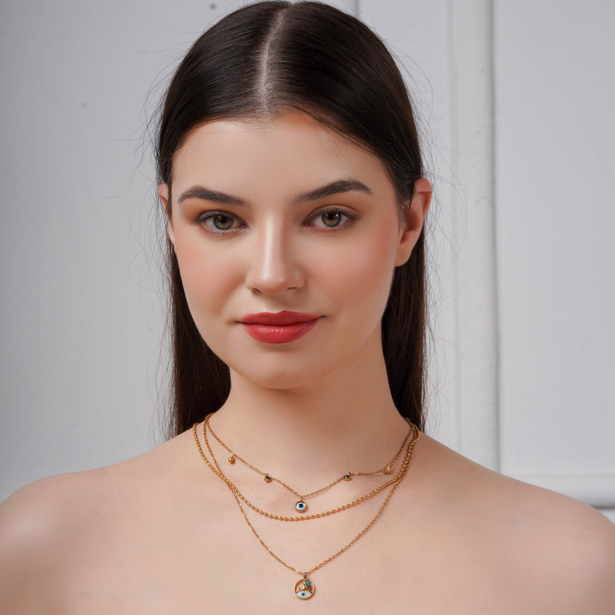 Trinity Aura Necklace jewellery product view 3