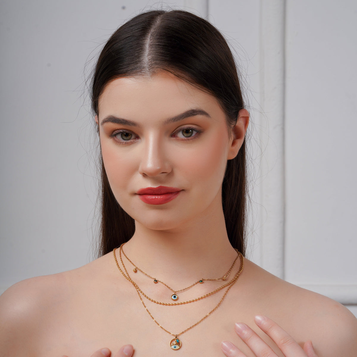 Trinity Aura Necklace jewellery product view 4