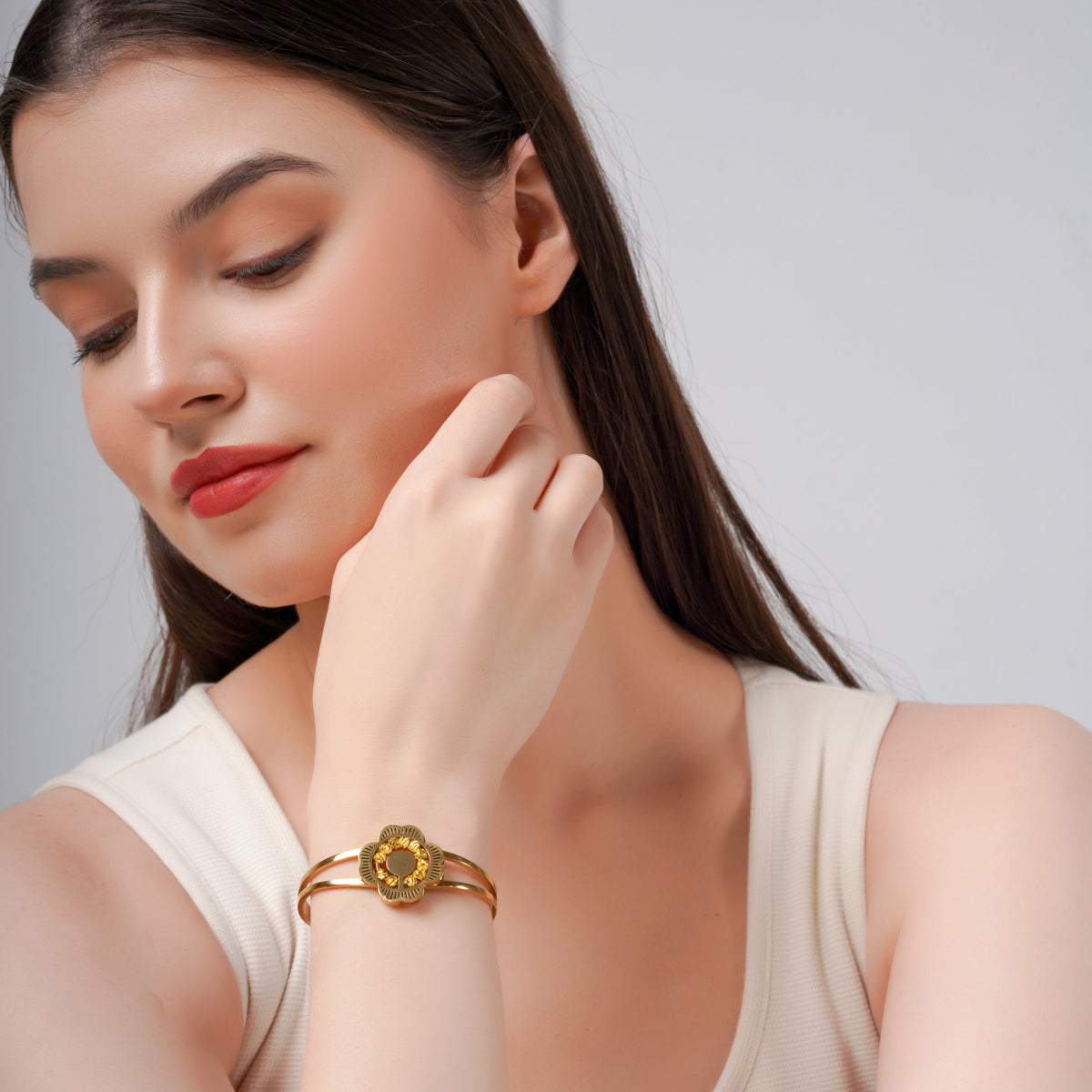 Luxora Floral Gold Kada jewellery product view 7