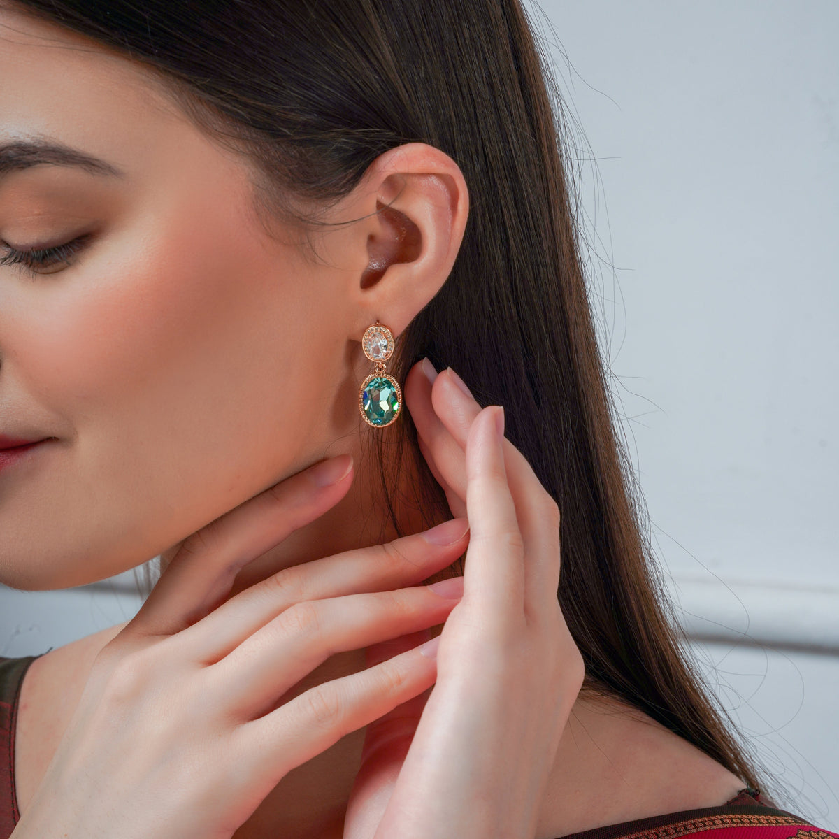 Veloura Emerald Glow Drop Earrings jewellery product view 2