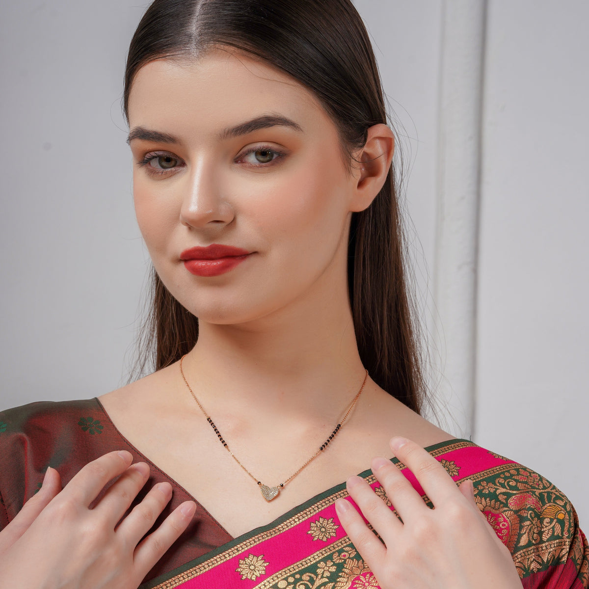 Prayal Heart Mangalsutra jewellery product view 5