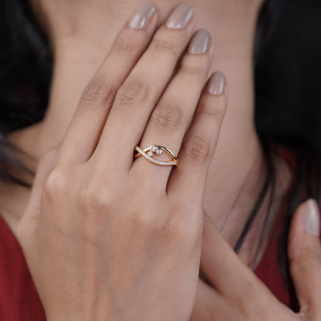 Royal Diamond Crossover Gold Ring jewellery product view 8