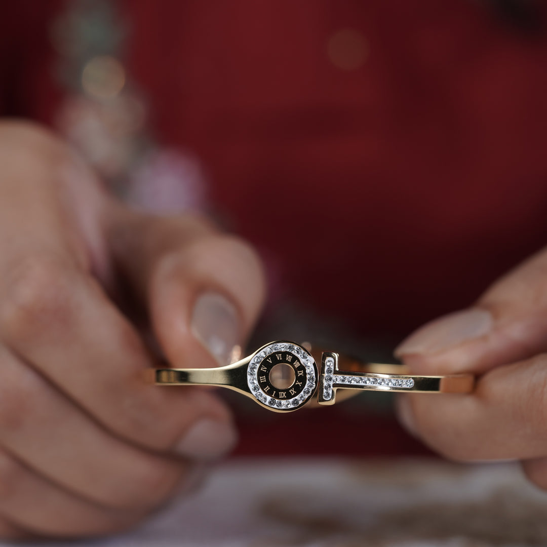 Unlock Love Diamond Kada jewellery product view 5