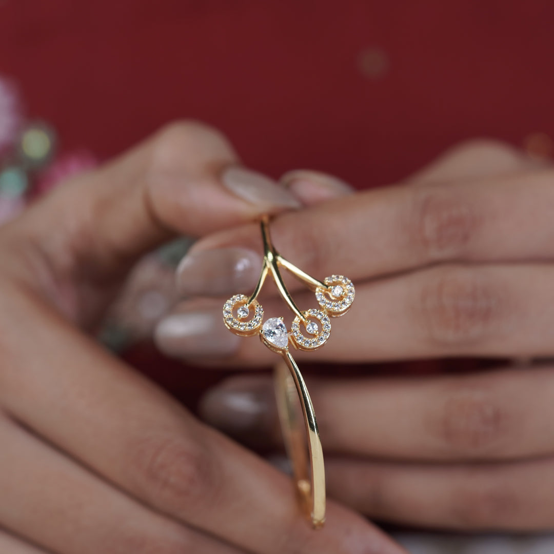 Trinity Diamond Gold Kada jewellery product view 6