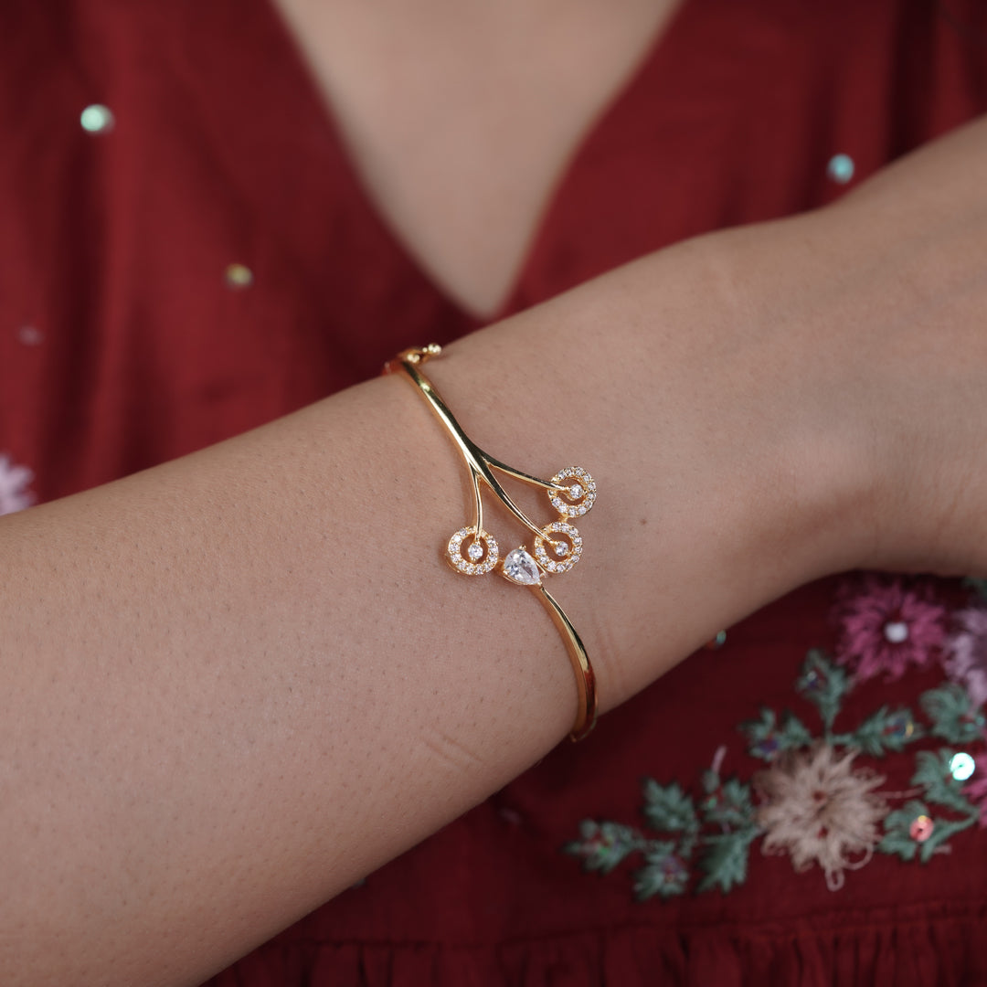 Trinity Diamond Gold Kada jewellery product view 9