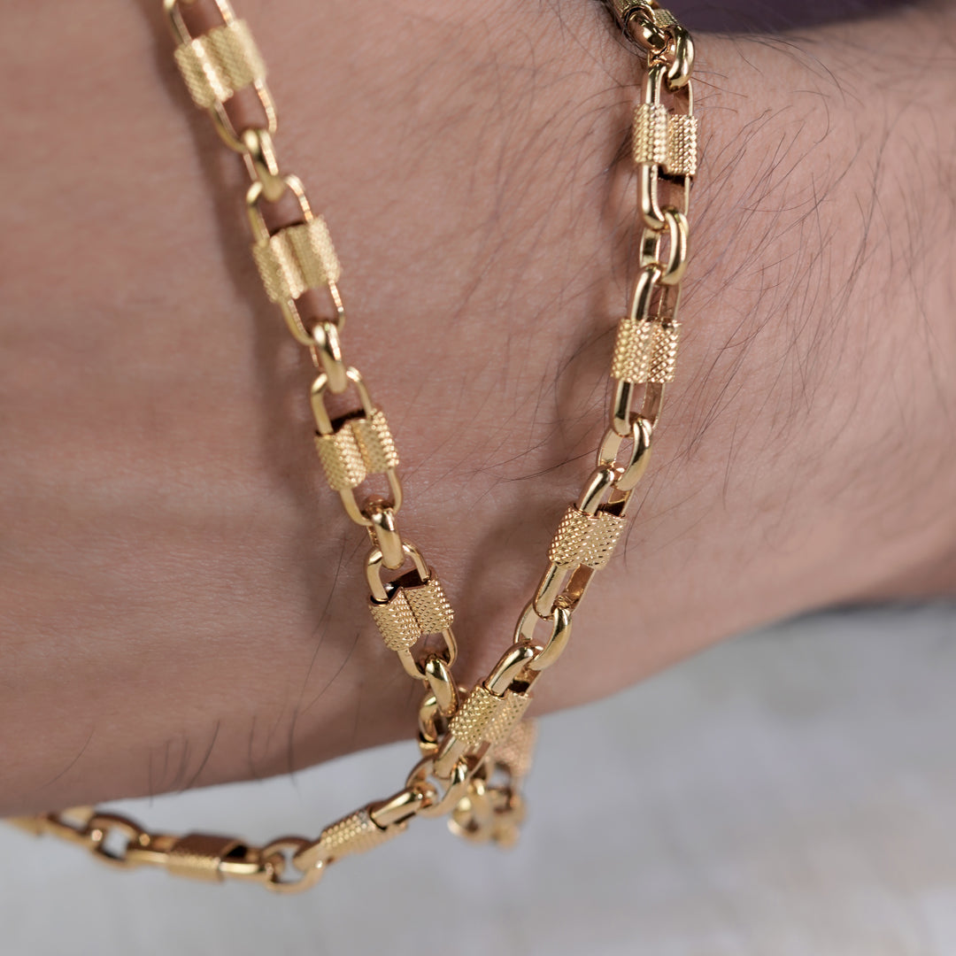 Royal Textured Link Gold Chain jewellery product view 10
