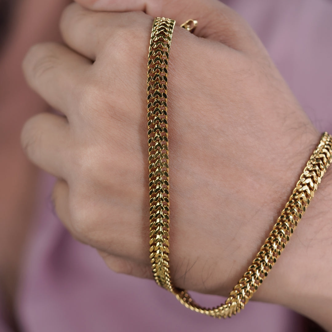 Luxury Gold Statement Chain jewellery product view 7