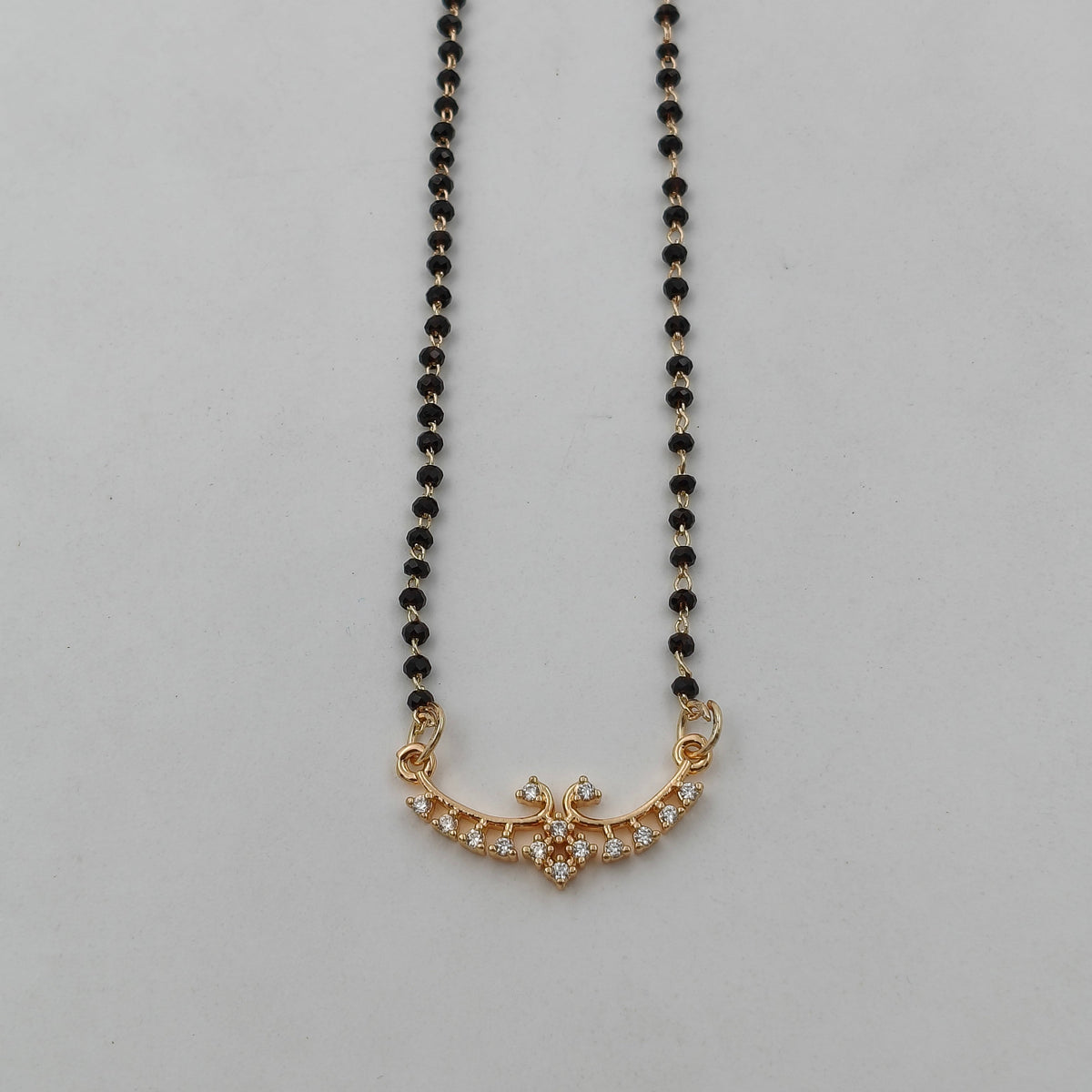 Swarna Shobha Mangalsutra jewellery product view 3