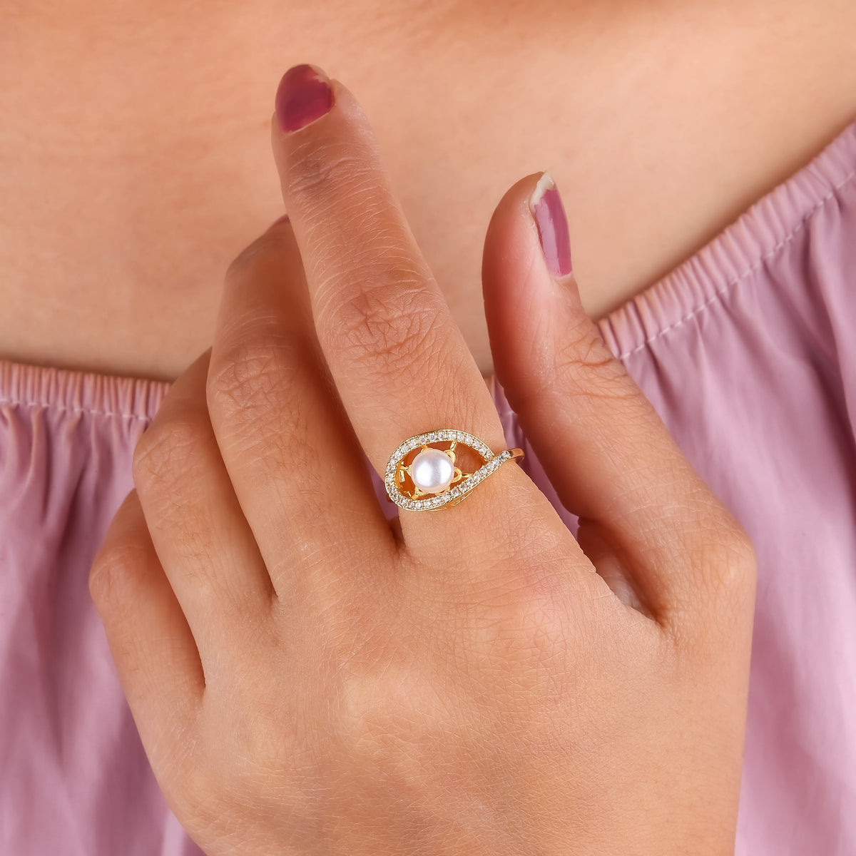 Glam Pearl Rings jewellery product view 2