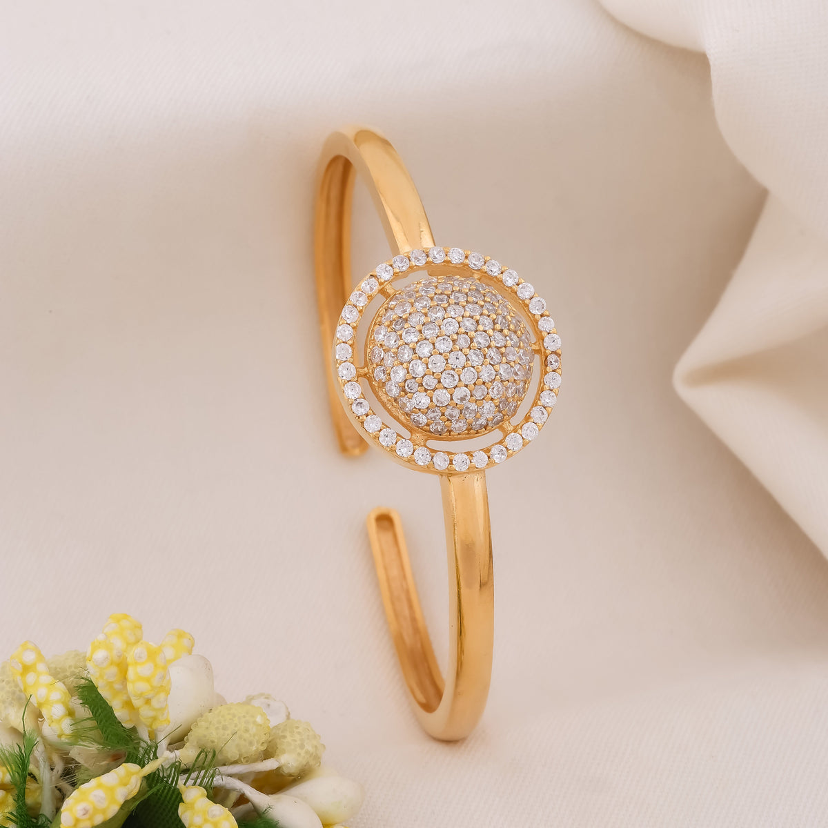 Radiance Kada jewellery product view 1