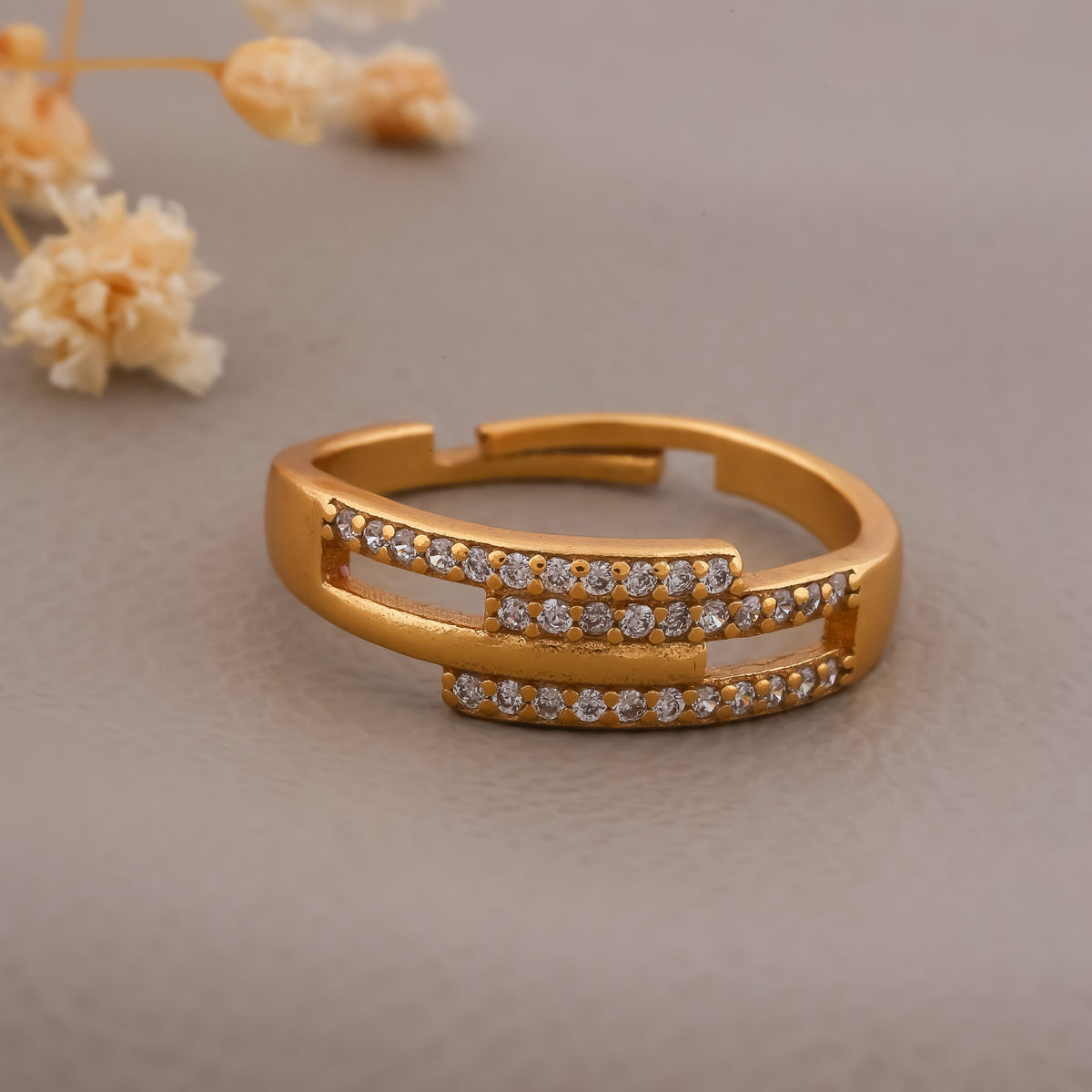 Sia Rings jewellery product view 1