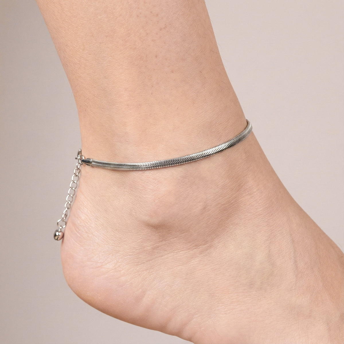 Modern Sleek Snake Chain Anklet jewellery product view 3